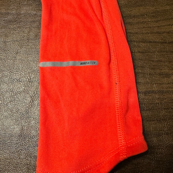 Nike running dri-fit Sz XS red/pink orangish Nike miler excellent condition - Picture 2 of 9